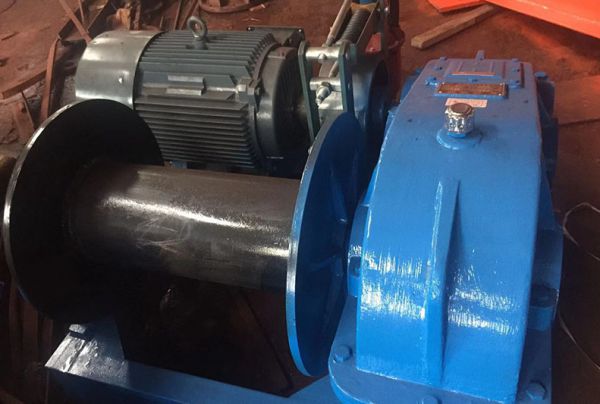 卷?yè)P(yáng)機(jī)